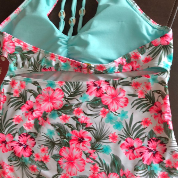 Arizona Floral Tankini Swimsuit Top-Juniors - Picture 6 of 6